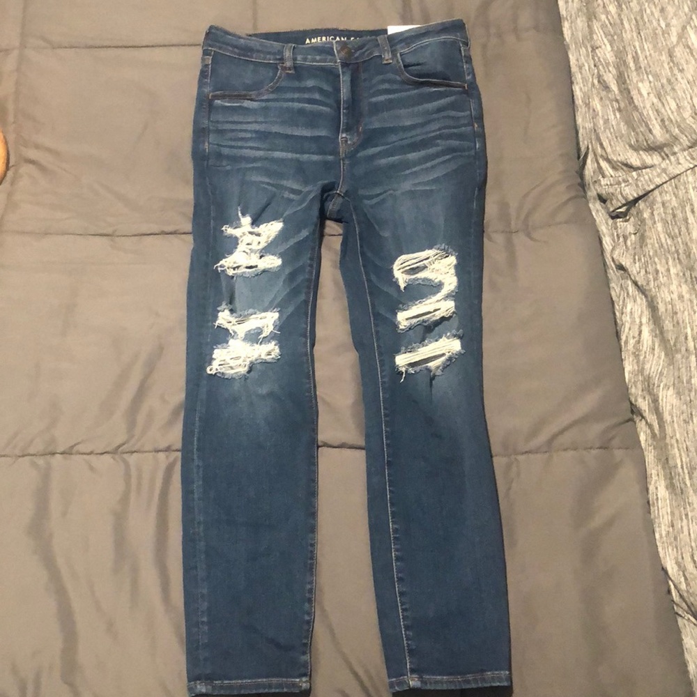 New American Eagle— size 14 ripped hi-rise jegging